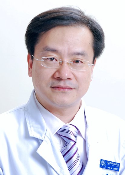 1983-1988年就读于湖北医刘伯