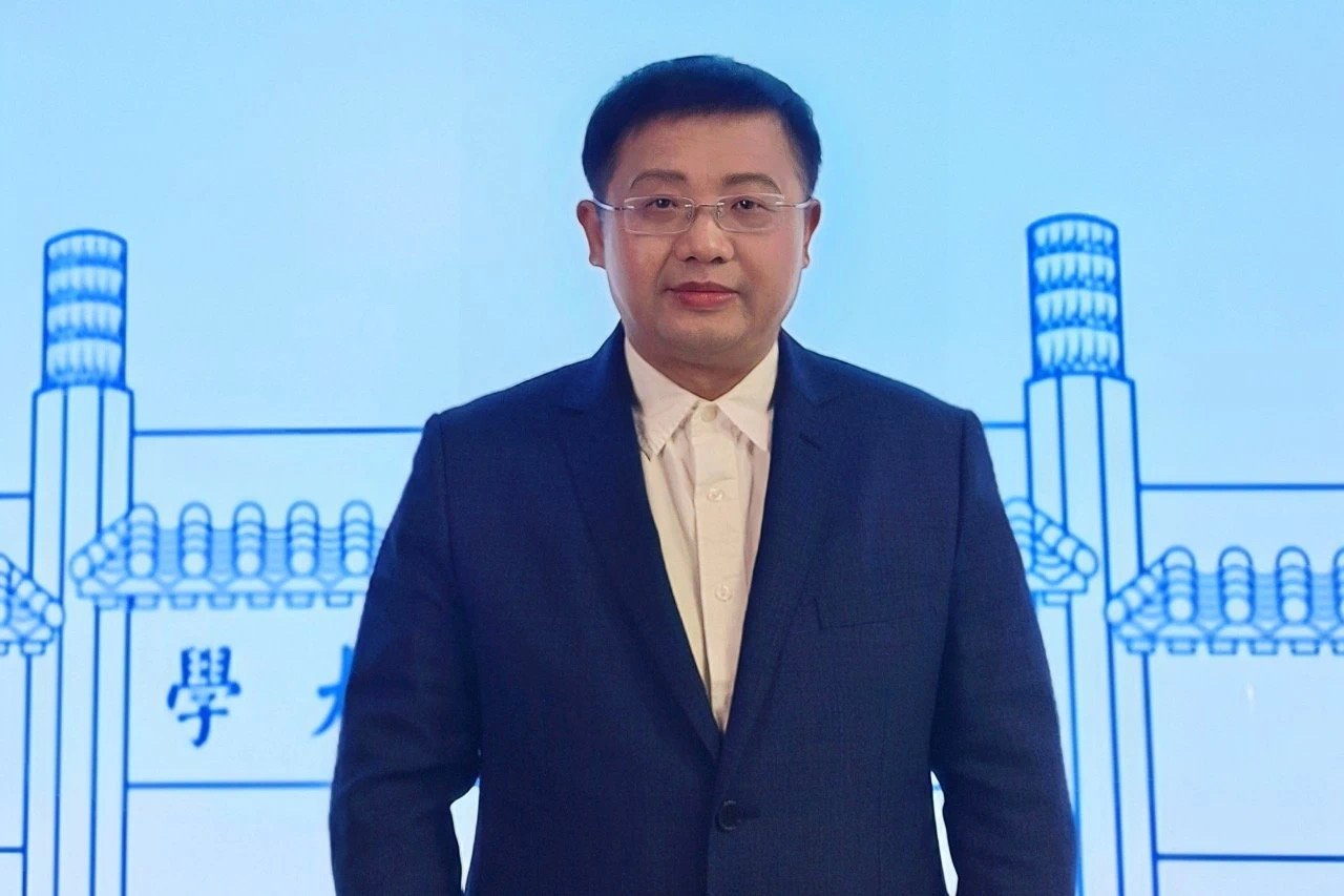图书馆等校内多个单位的教师接受了现场