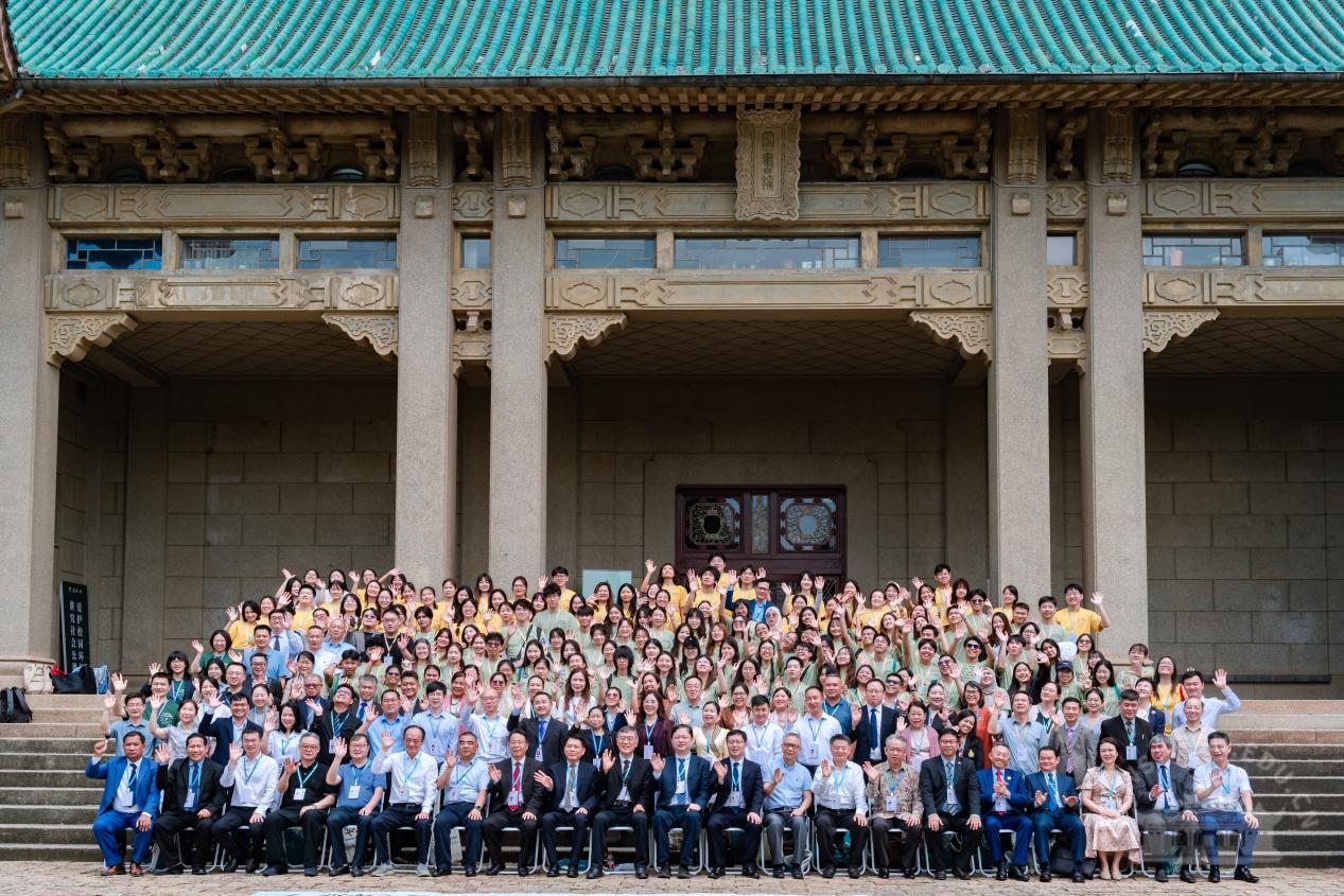 当百年珞珈的弘毅精神拥抱湄公河畔的青