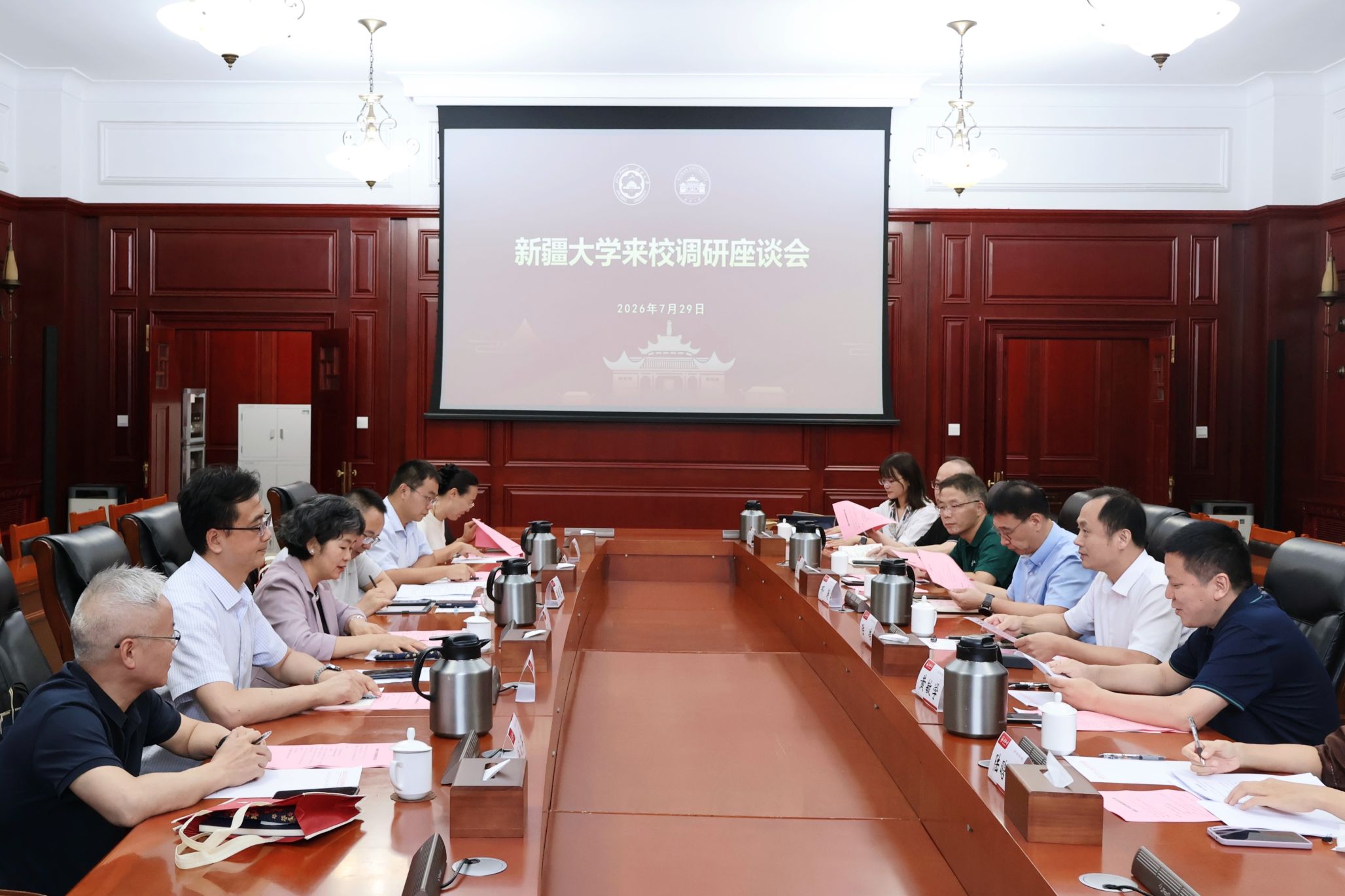 塑料凭借质地轻盈